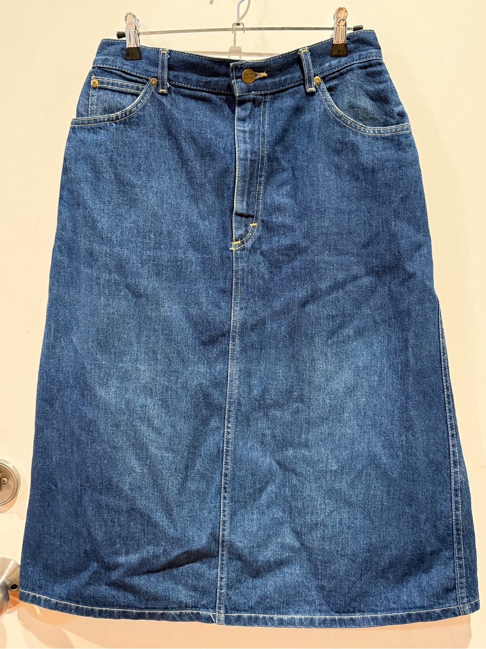Vintage L.L.Bean Women’s Blue Denim Cotton A-Line Midi Skirt Pockets Button 12